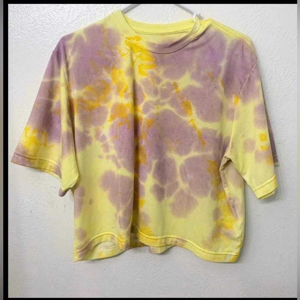Nike Yoga Exclusive Sample With Tag Dri-FIT Luxe Women's Tie-Dye Top